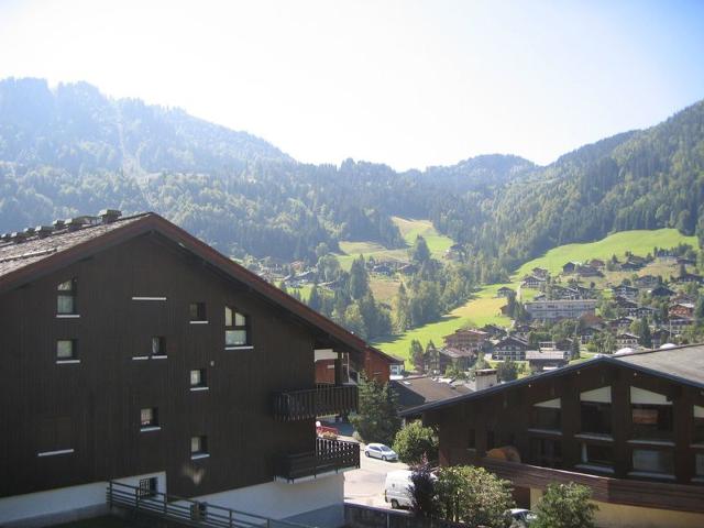 Perfect Alpine Getaway: 2BR Apt, Village Centre, Close to Trails FR-1-437-55 - La Clusaz