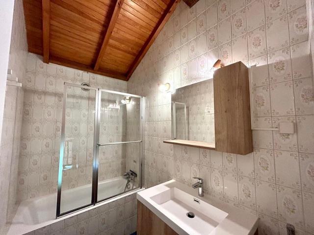 Perfect Alpine Getaway: 2BR Apt, Village Centre, Close to Trails FR-1-437-55 - La Clusaz