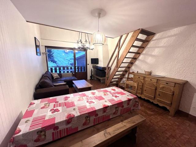 Perfect Alpine Getaway: 2BR Apt, Village Centre, Close to Trails FR-1-437-55 - La Clusaz