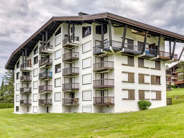 Charming 3-Room Apartment with Balcony, Near Mont d'Arbois Slopes & Golf in Megève FR-1-453-32 - Megève