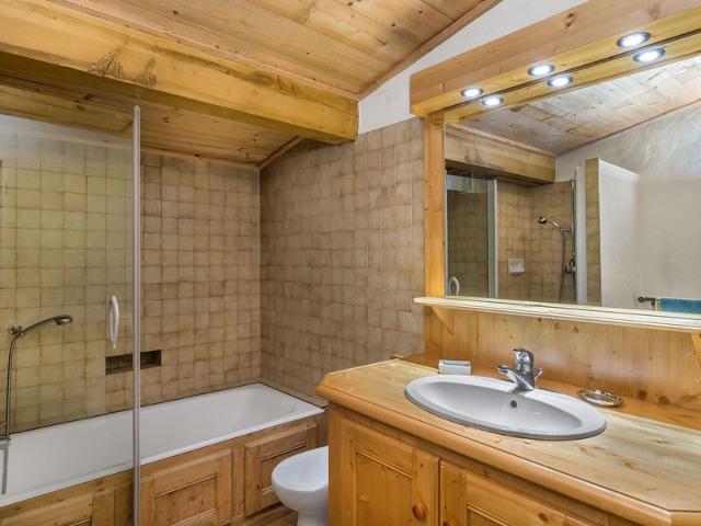 Cozy 3-Bedroom Chalet Apartment in Megève Jaillet - Sleeps 6, Near Ski Slopes, Fireplace & WiFi FR-1-453-6 - Megève