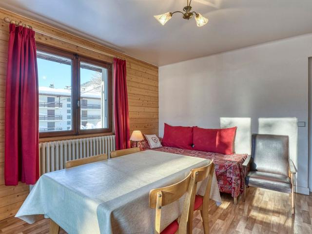 Cozy 1-Bedroom Apartment in Megève, 8 Min Walk to Center, Near Jaillet Gondola, WiFi & Parking FR-1-453-120 - Megève