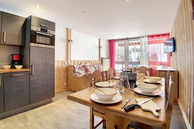Apartements PECLET - Les Menuires Croisette