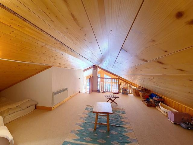 Apartements LES SANTONS - Val d'Isère Centre