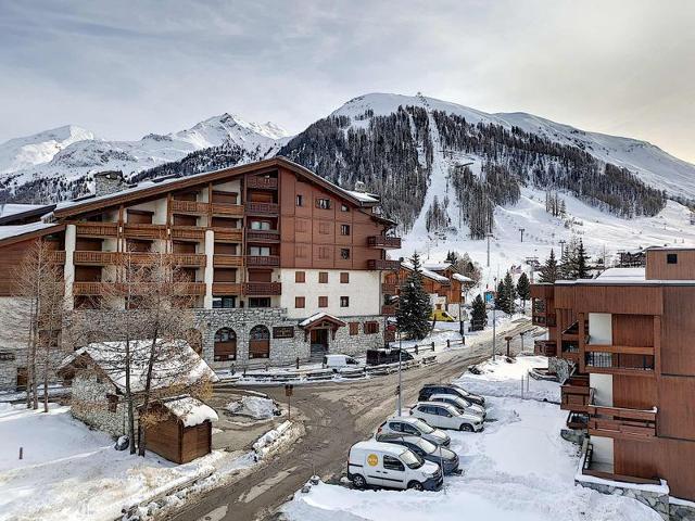 Apartements LES SANTONS - Val d'Isère Centre