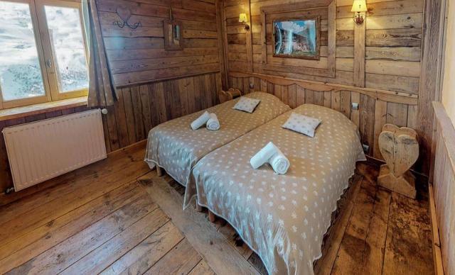 CHALET NECOU - Les Menuires Reberty 2000