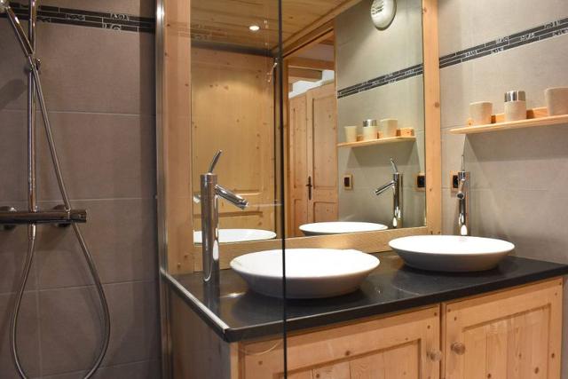 Appartment Pas Du Lac MRB490-A1H - Méribel Centre 1600
