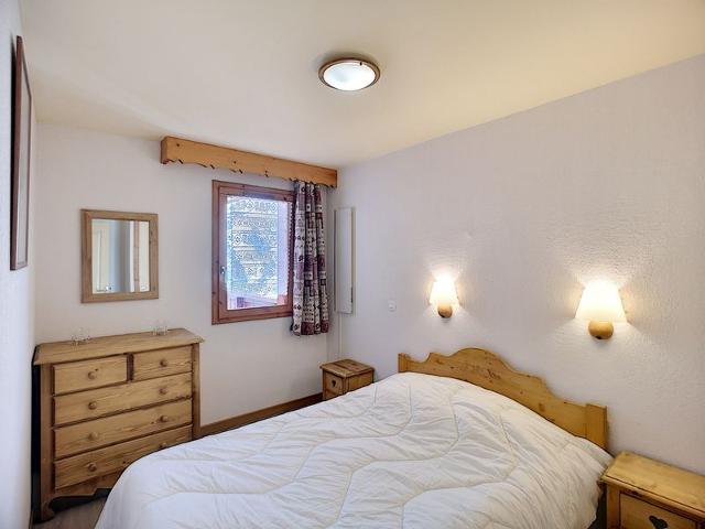 Les Valmonts - 3-Room Apartment, Sleeps 6, Ski-In/Ski-Out, South-West Balcony, Stunning Mountain View FR-1-178-319 - Les Menuires Bruyères