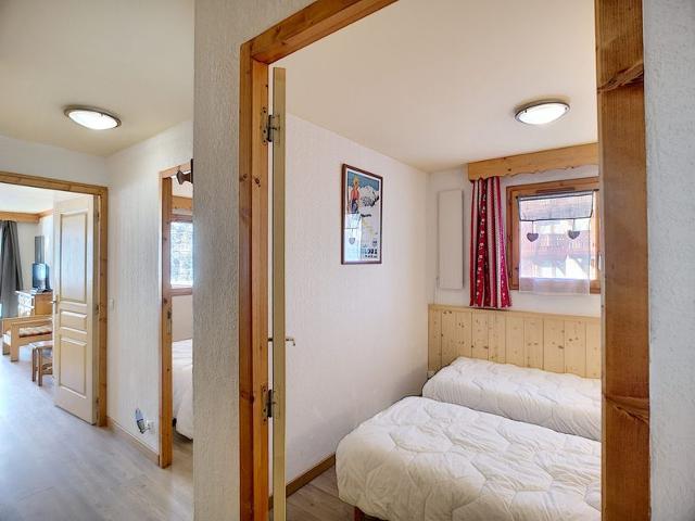 Les Valmonts - 3-Room Apartment, Sleeps 6, Ski-In/Ski-Out, South-West Balcony, Stunning Mountain View FR-1-178-319 - Les Menuires Bruyères