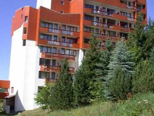 Cozy Alpine Apartment, Ski-In/Ski-Out, South-Facing Balcony, Great Views, Sleeps 6 FR-1-178-182 - Les Menuires Reberty 1850