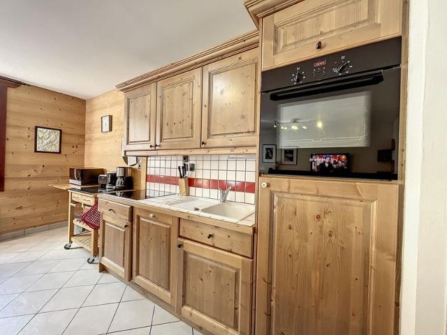 Chamonix - Central 64m² Apt for 6 with Mont Blanc View, Parking & Balcony FR-1-507-14 - Chamonix Centre