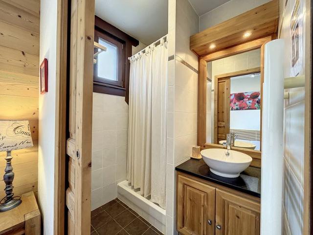 Chamonix - Central 64m² Apt for 6 with Mont Blanc View, Parking & Balcony FR-1-507-14 - Chamonix Centre