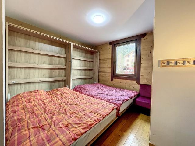 Chamonix - Central 64m² Apt for 6 with Mont Blanc View, Parking & Balcony FR-1-507-14 - Chamonix Centre