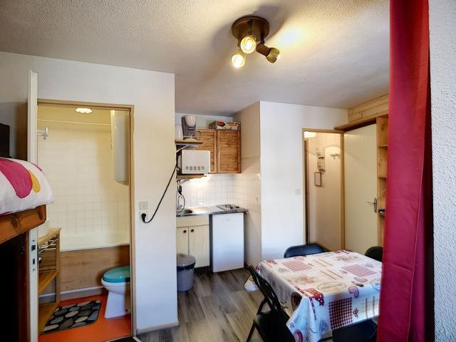 Cosy Studio for 2 in Reberty 1850 - Close to Slopes with Balcony, WiFi & Ski Locker FR-1-178-161 - Les Menuires Reberty 1850