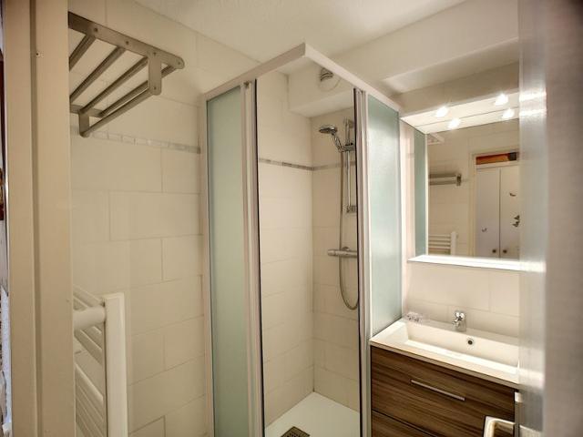 Renovated 2-Room + Cabin Apt, Ski-in/Ski-out, Sleeps 6, Stunning Mountain Views, Les Menuires FR-1-178-172 - Les Menuires Reberty 1850