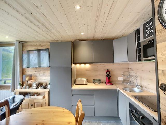 Stunning 3 rooms renovated, 6 pers, south, Les Menuires, parking, ski-in/ski-out FR-1-178-335 - Les Menuires Reberty 1850