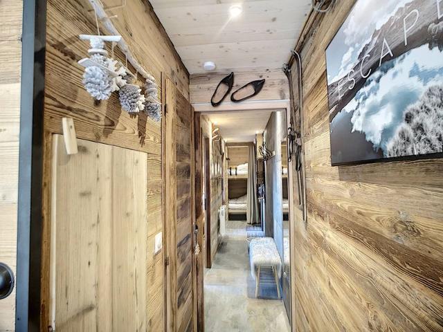 Stunning 3 rooms renovated, 6 pers, south, Les Menuires, parking, ski-in/ski-out FR-1-178-335 - Les Menuires Reberty 1850