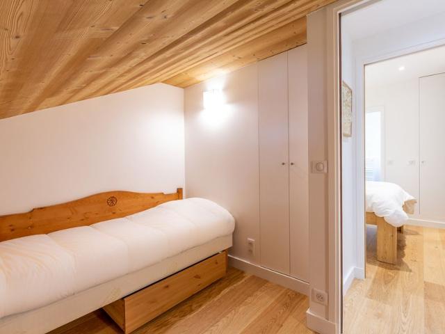 Stunning Central Apartment Near Slopes and Shops, Sleeps 5 FR-1-519-8 - Val d'Isère Centre