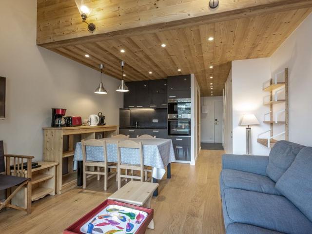 Stunning Central Apartment Near Slopes and Shops, Sleeps 5 FR-1-519-8 - Val d'Isère Centre