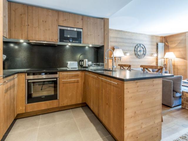 Stunning Central Apartment near Slopes and Shops in Val-d'Isère FR-1-519-1 - Val d'Isère Centre