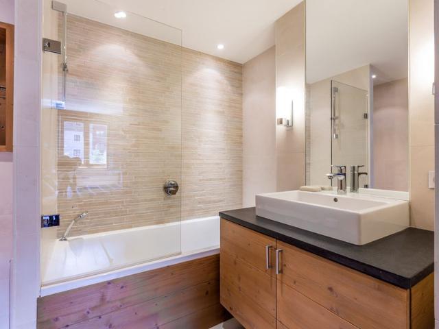 Stunning Central Apartment near Slopes and Shops in Val-d'Isère FR-1-519-1 - Val d'Isère Centre