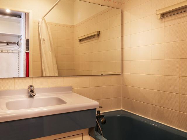 Charming Studio for 2-4 with Balcony, Village View in Val d'Isère Center FR-1-519-7 - Val d'Isère Centre