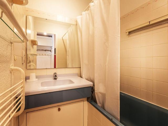 Charming Studio for 2-4 with Balcony, Village View in Val d'Isère Center FR-1-519-7 - Val d'Isère Centre