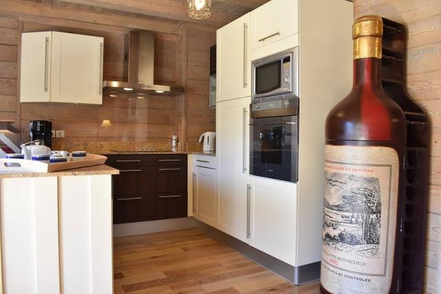 Appartment Hameau Des Biches MRB380-014H - Méribel Village 1400