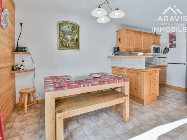 Ski-in/Ski-out Apartment with Balcony & Garage, Sleeps 4 FR-1-391-110 - Le Grand Bornand