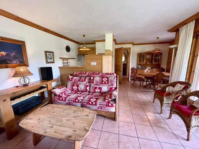 Ski-in/ski-out apartment, 2 bedrooms, terrace and covered parking - La Clusaz FR-1-459-49 - La Clusaz