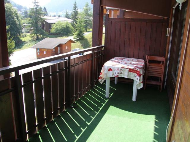 Cozy 3-room, ski-in/ski-out, parking, WiFi, La Clusaz FR-1-459-38 - La Clusaz
