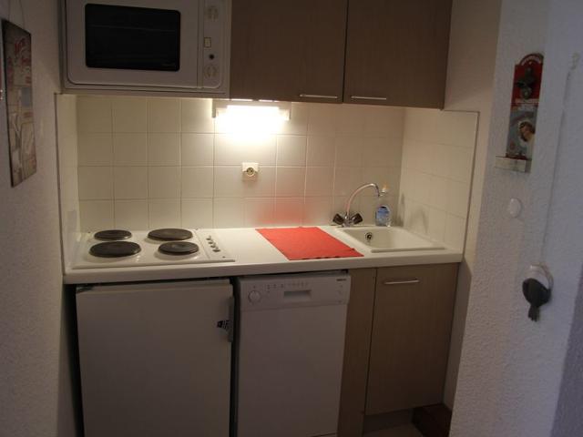 Cozy 3-room, ski-in/ski-out, parking, WiFi, La Clusaz FR-1-459-38 - La Clusaz