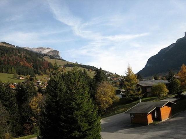 Cozy 3-room, ski-in/ski-out, parking, WiFi, La Clusaz FR-1-459-38 - La Clusaz