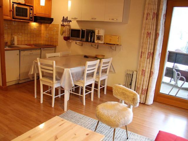 Charming 2-Room Apartment Centrally Located Near Aquatic Center and Pool FR-1-459-72 - La Clusaz