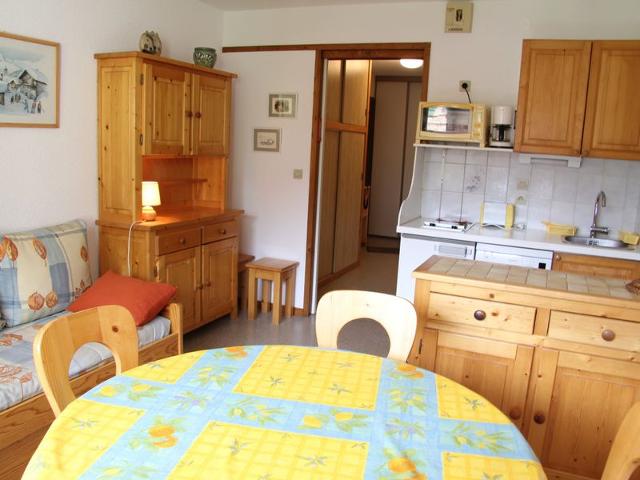2-room apt with balcony and parking in La Clusaz FR-1-459-92 - La Clusaz