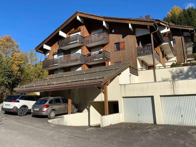 2-room apt with balcony and parking in La Clusaz FR-1-459-92 - La Clusaz