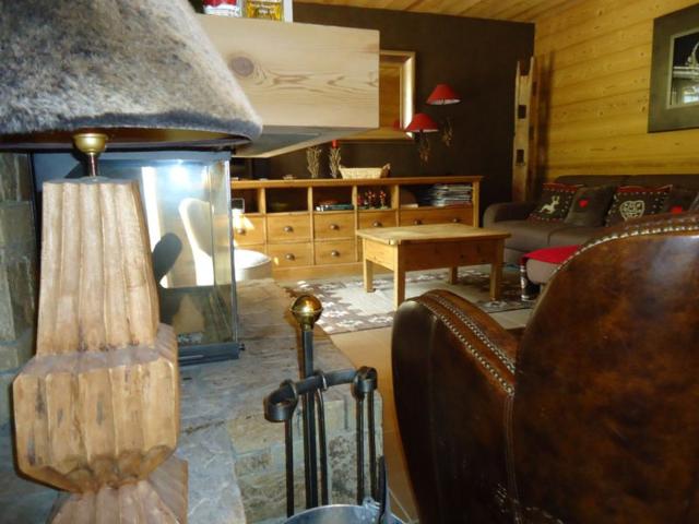Ski-in, renovated duplex 4 BR, terrace, fireplace, all comfort FR-1-459-22 - La Clusaz