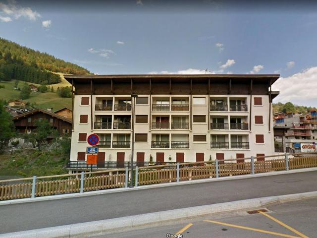 Cozy Apt for 5 with Balcony, Near Ski Lifts & Shops, La Clusaz FR-1-459-68 - La Clusaz