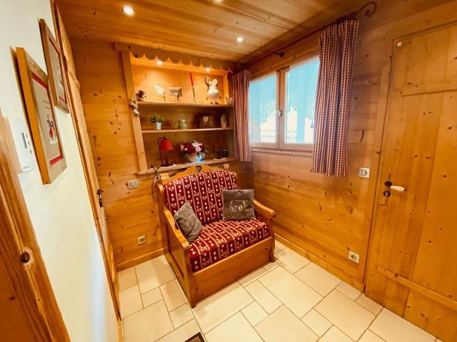Cozy Apt for 5 with Balcony, Near Ski Lifts & Shops, La Clusaz FR-1-459-68 - La Clusaz
