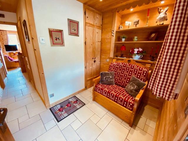 Cozy Apt for 5 with Balcony, Near Ski Lifts & Shops, La Clusaz FR-1-459-68 - La Clusaz