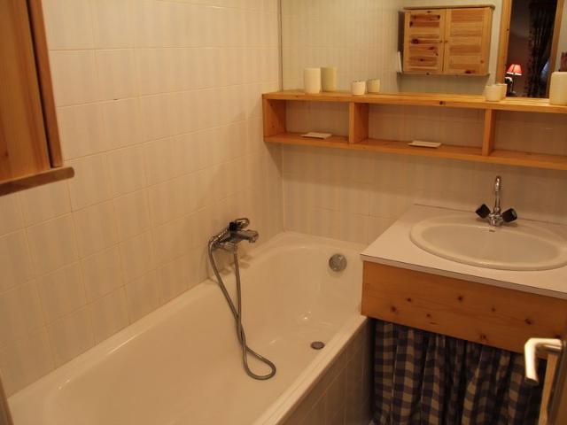 Charming apartment with terrace - La Clusaz FR-1-459-59 - La Clusaz