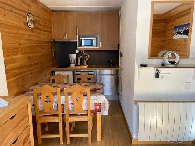 Ski-in/ski-out apartment with wifi and pets allowed FR-1-574-19 - Les Menuires Reberty 1850