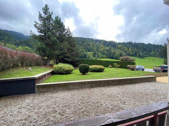 Spacious Studio near Bossonnet with Mountain View, Balcony & Garage FR-1-459-88 - La Clusaz