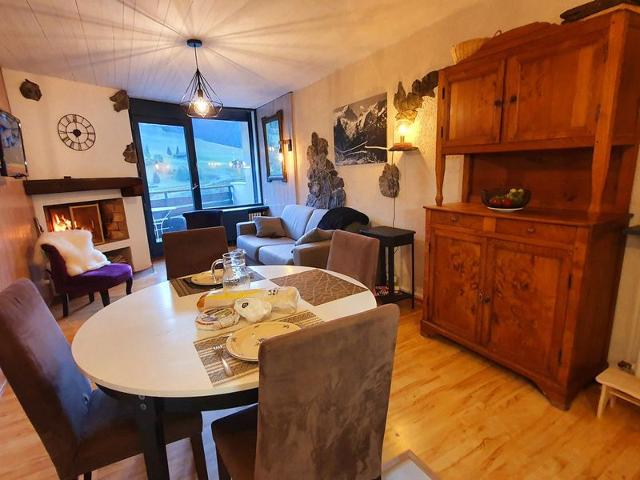 Ski-In/Ski-Out 1-Bedroom Apartment with Stunning Views, South-Facing Balcony, Garage in La Clusaz FR-1-459-169 - La Clusaz