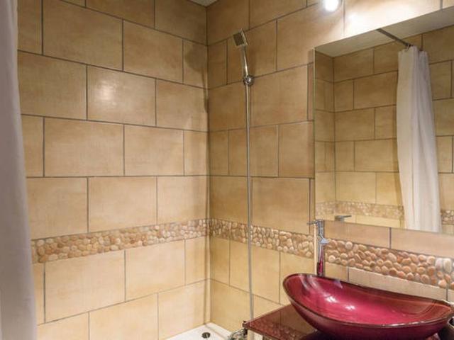 Quiet Apartment Near Slopes with Private Parking, Stunning Mountain Views FR-1-574-28 - Les Menuires Fontanettes