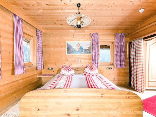 Apartment Jörgener (MHO316) - Mayrhofen