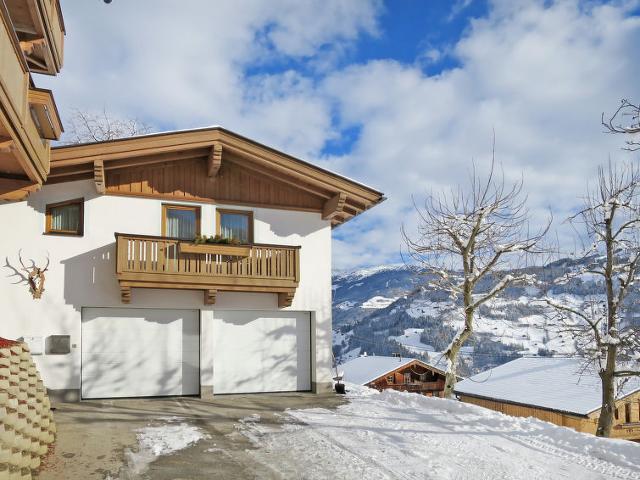 Apartment Margit (MHO786) - Mayrhofen