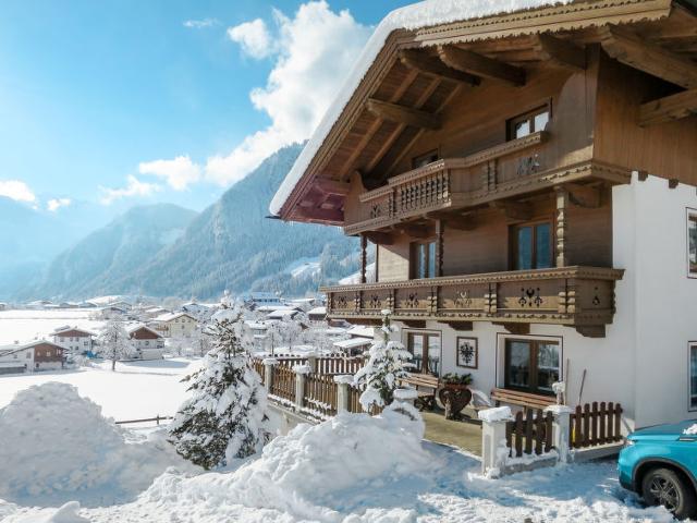 Apartment Neuner (MHO620) - Mayrhofen