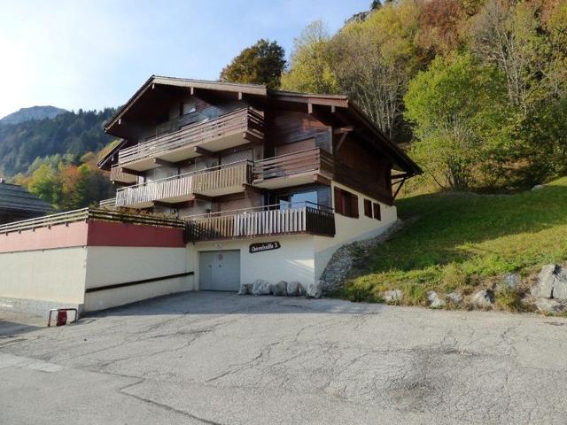 Ideal Location: 2-Room Apartment for 6 with Panoramic Piste Views FR-1-458-108 - Le Grand Bornand