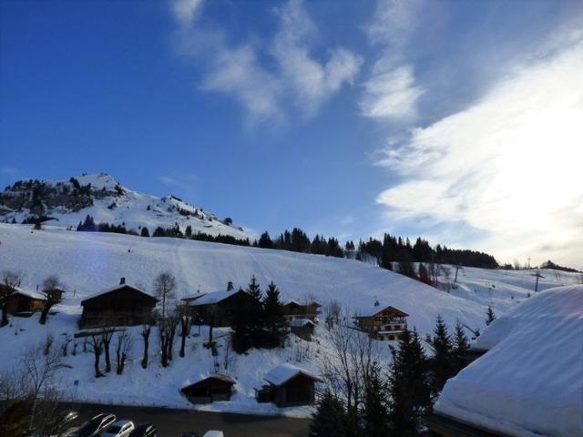 Modern 2BR + Mountain Alcove, 43m², Garage - Sleeps 6, Near Ski Slopes and Shops FR-1-458-142 - Le Grand Bornand